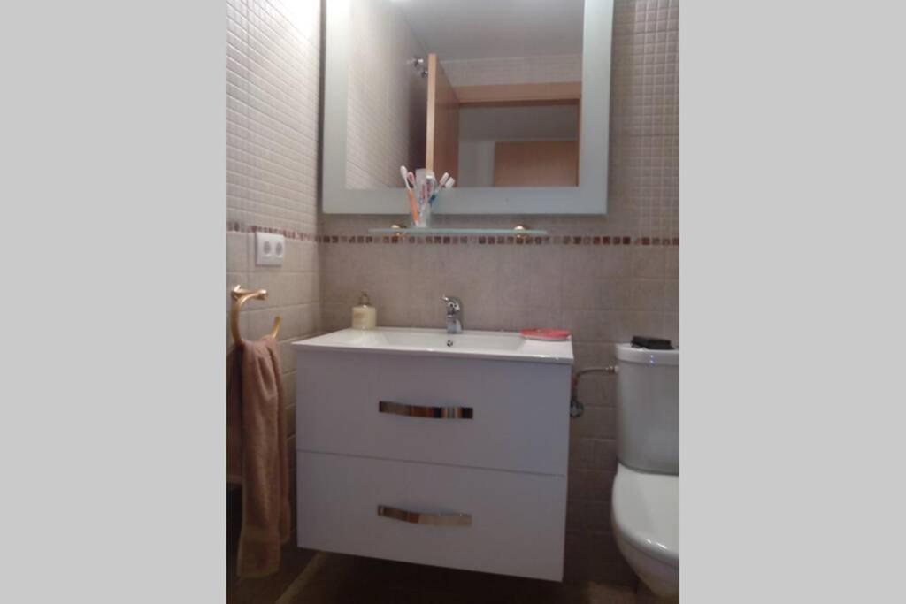 Bonito Apartamento De 3 Hab. Con Jardin Roses Esterno foto