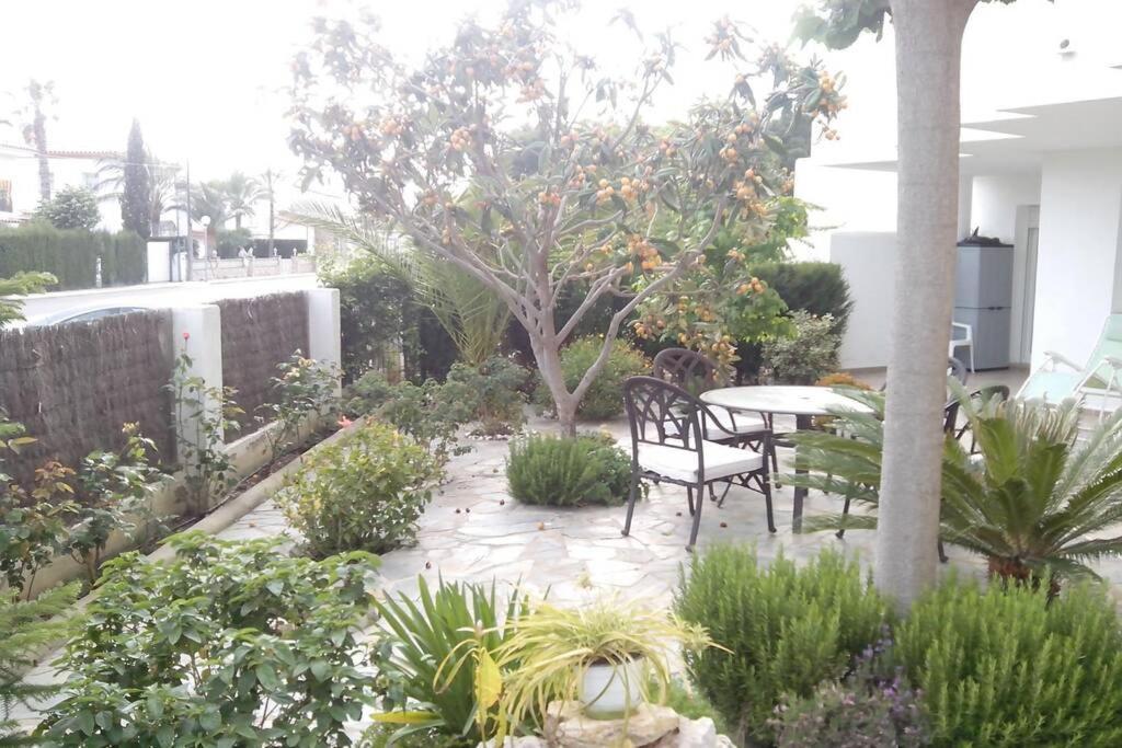 Bonito Apartamento De 3 Hab. Con Jardin Roses Esterno foto